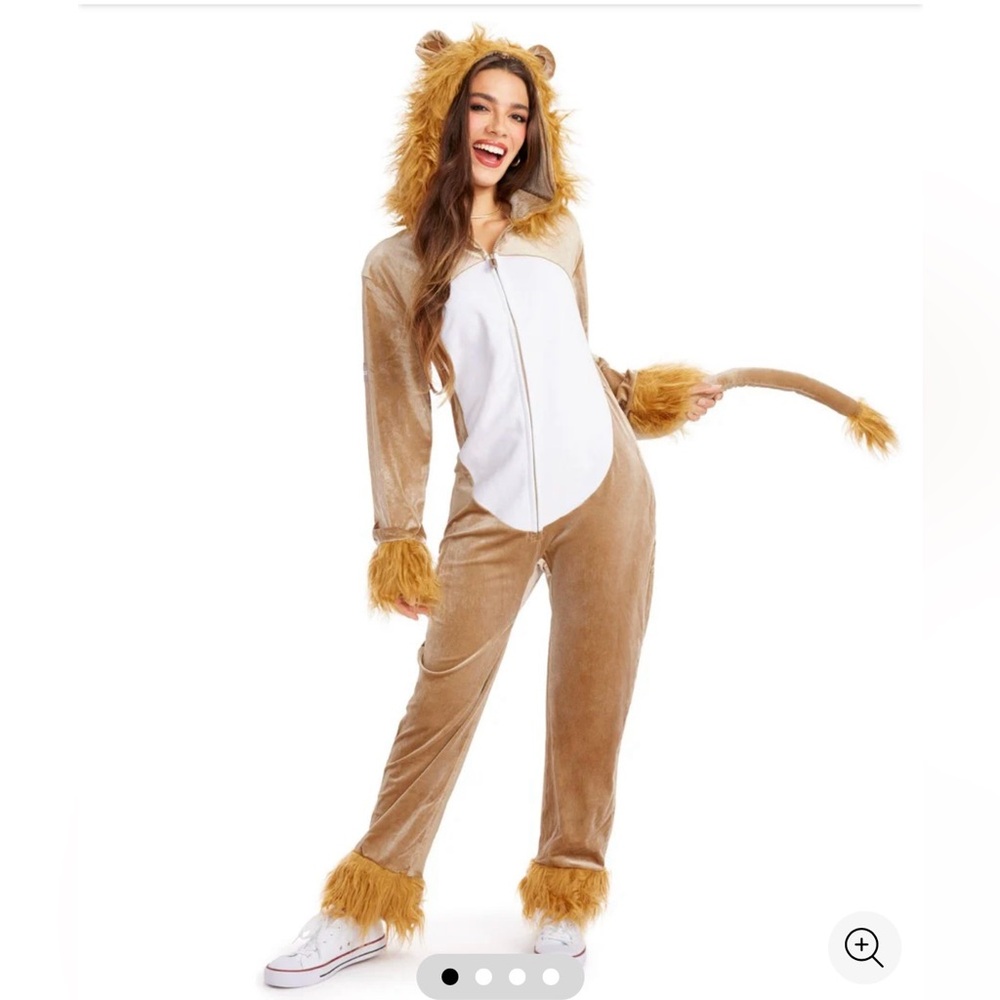 NWT Tipsy Elves Women’s Lion Costume